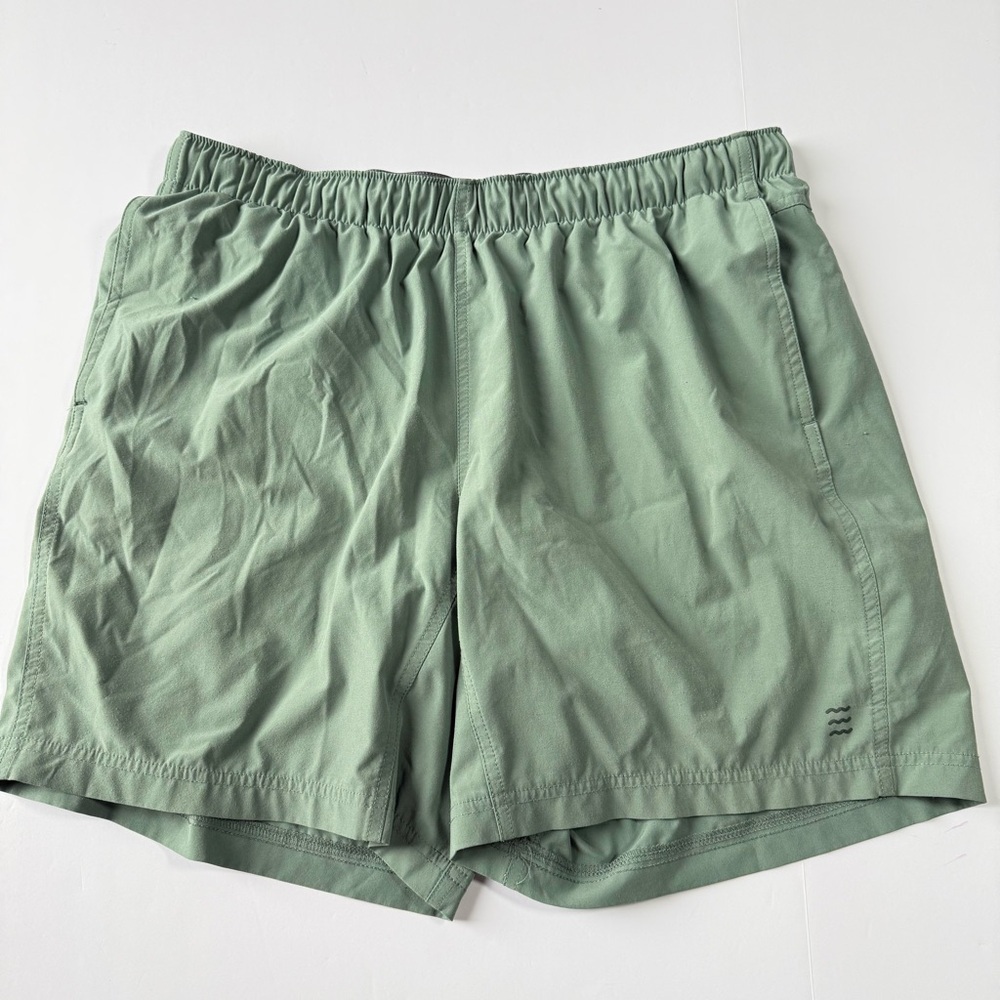 Free Fly Apparel Bamboo-Lined Active Breeze Short – 7" sage green Large